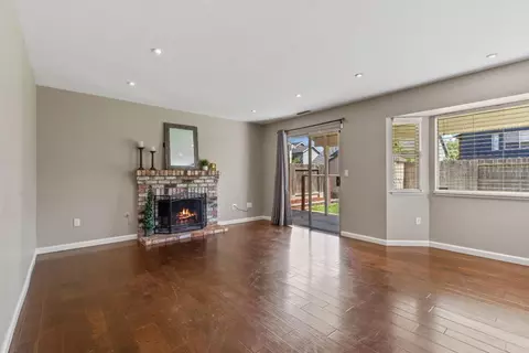 Living - 2824 Merle Ave, Modesto, CA 95355 photo 4 of 4
