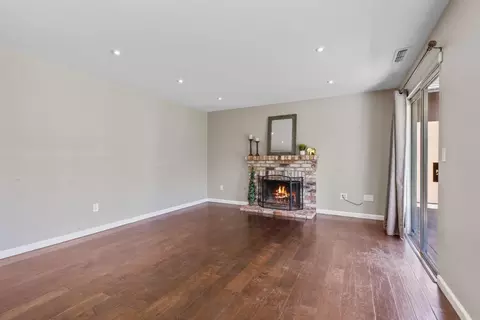 Living - 2824 Merle Ave, Modesto, CA 95355 photo 3 of 4