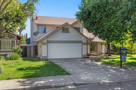 Exterior - 2824 Merle Ave, Modesto, CA 95355 photo 2 of 8
