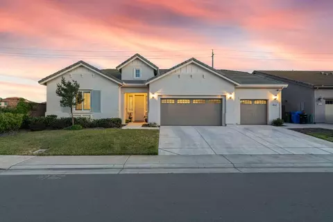 Exterior - 8564 Amares Cir, Elk Grove, CA 95757 photo 9 of 19