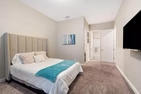 Bedroom - 8564 Amares Cir, Elk Grove, CA 95757 photo 5 of 7