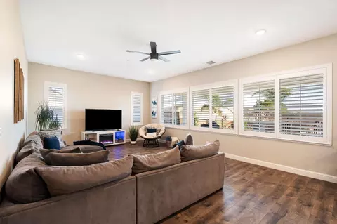 Living - 8564 Amares Cir, Elk Grove, CA 95757 photo 2 of 2