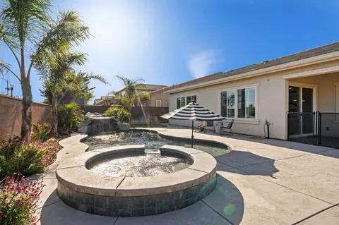 Exterior - 8564 Amares Cir, Elk Grove, CA 95757 photo 6 of 19