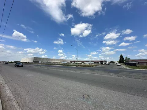 2617 E Whitmore Ave, Modesto, CA 95358 photo 16