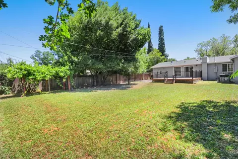 Exterior - 4813 Saint Lynn Ln, Carmichael, CA 95608 photo 6 of 11