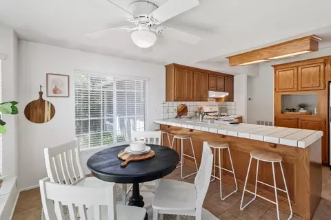 Dining - 4813 Saint Lynn Ln, Carmichael, CA 95608 photo 5 of 7