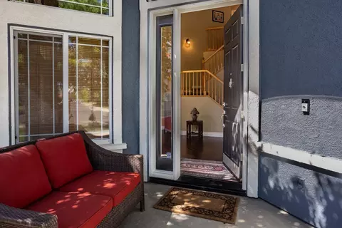 Entry Way - 3720 Densmore Ct, Modesto, CA 95355 photo 1 of 5