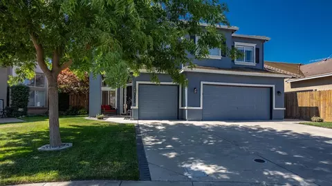 Exterior - 3720 Densmore Ct, Modesto, CA 95355 photo 2 of 6