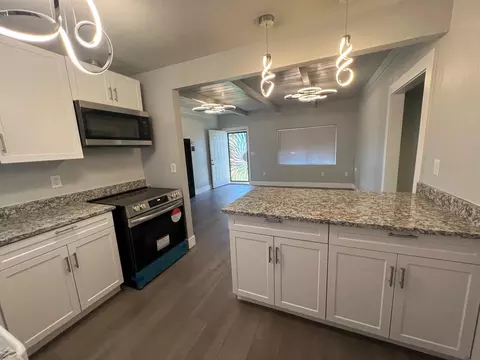 638 Jean St, Modesto, CA 95351 photo 6