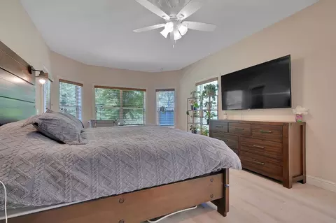 Bedroom - 14950 Moonlight Rdg, Pine Grove, CA 95665 photo 1 of 15