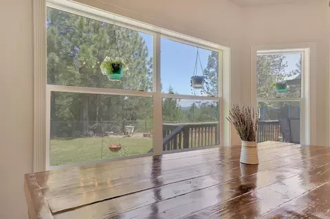Dining - 14950 Moonlight Rdg, Pine Grove, CA 95665 photo 2 of 4