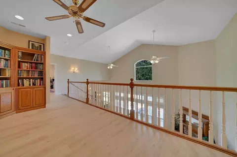 Entry Way - 14950 Moonlight Rdg, Pine Grove, CA 95665 photo 5 of 9