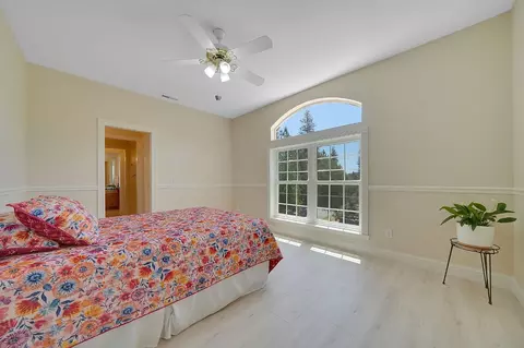 Bedroom - 14950 Moonlight Rdg, Pine Grove, CA 95665 photo 8 of 15