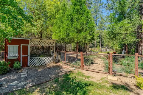 Exterior - 14950 Moonlight Rdg, Pine Grove, CA 95665 photo 13 of 22
