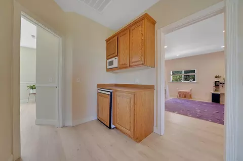 Entry Way - 14950 Moonlight Rdg, Pine Grove, CA 95665 photo 7 of 9