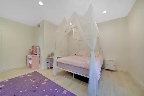 Bedroom - 14950 Moonlight Rdg, Pine Grove, CA 95665 photo 5 of 15