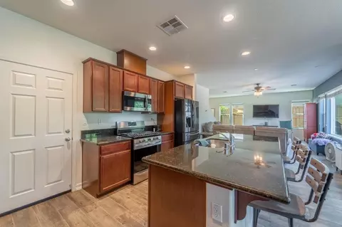 21173 Cabernet Dr, Patterson, CA 95363 photo 10