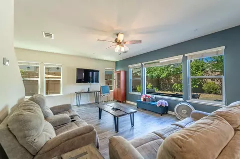 21173 Cabernet Dr, Patterson, CA 95363 photo 8