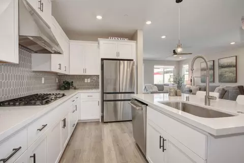 Kitchen - 1476 Carson River Loop, Lincoln, CA 95648 photo 4 of 6
