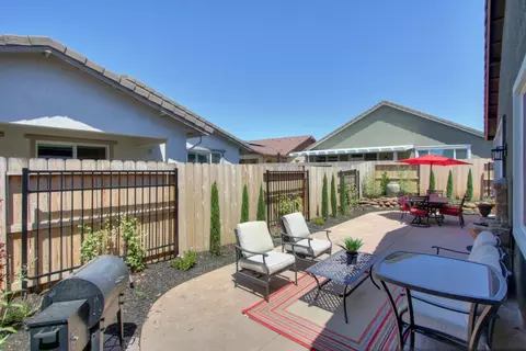 Exterior - 1476 Carson River Loop, Lincoln, CA 95648 photo 5 of 11