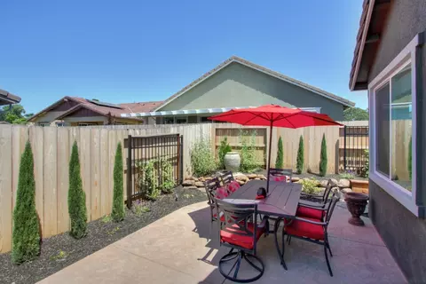 Exterior - 1476 Carson River Loop, Lincoln, CA 95648 photo 6 of 11