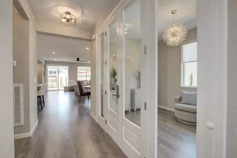 Entry Way - 1476 Carson River Loop, Lincoln, CA 95648 photo 2 of 4