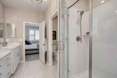 Bath - 1476 Carson River Loop, Lincoln, CA 95648 photo 2 of 4