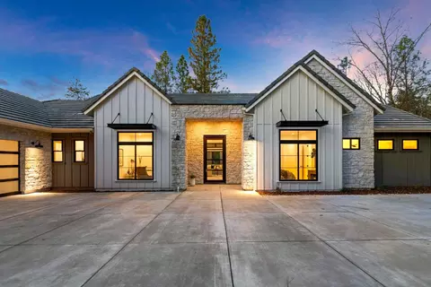 16440 Winchester Club Dr, Meadow Vista, CA 95722