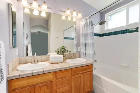 Bath - 1316 Madera Ct, Davis, CA 95618 photo 3 of 3