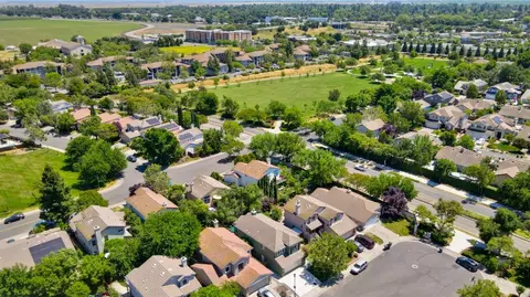 View/Area - 1316 Madera Ct, Davis, CA 95618 photo 5 of 7