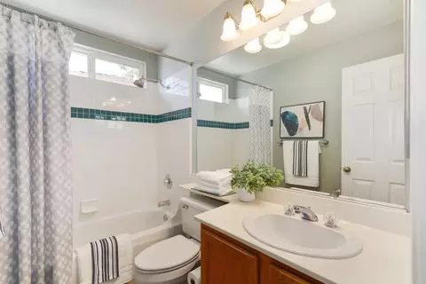 Bath - 1316 Madera Ct, Davis, CA 95618 photo 2 of 3