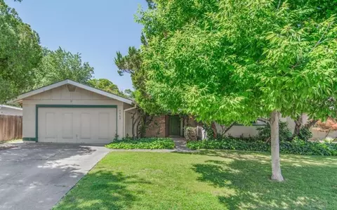 4060 Vista Way, Davis, CA 95618 photo 1