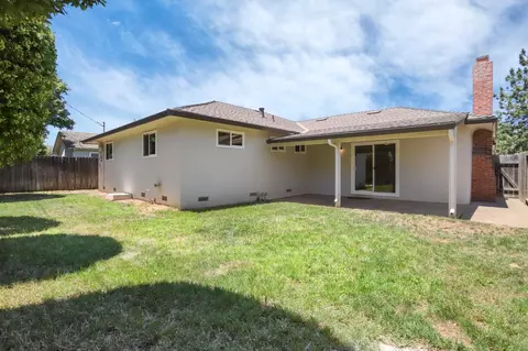 Exterior - 2336 Corbin Ln, Lodi, CA 95242 photo 6 of 7