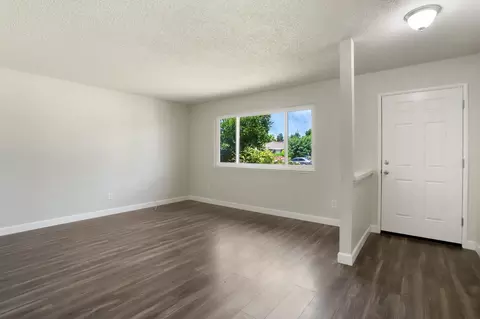 Living - 2336 Corbin Ln, Lodi, CA 95242 photo 1 of 5