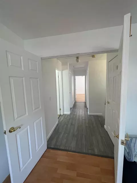 Entry Way - 711 W 9th St, Gilroy, CA 95020 photo 5 of 12