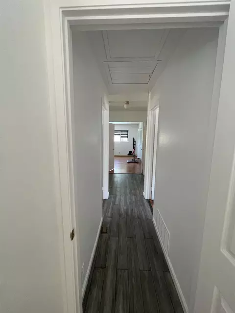 Entry Way - 711 W 9th St, Gilroy, CA 95020 photo 6 of 12