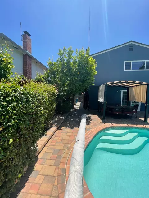 Exterior - 711 W 9th St, Gilroy, CA 95020 photo 11 of 15