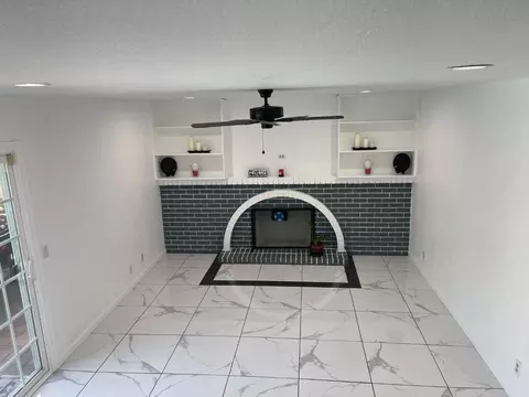 Living - 711 W 9th St, Gilroy, CA 95020 photo 11 of 13