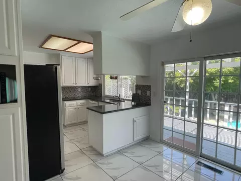 Kitchen - 711 W 9th St, Gilroy, CA 95020 photo 5 of 6