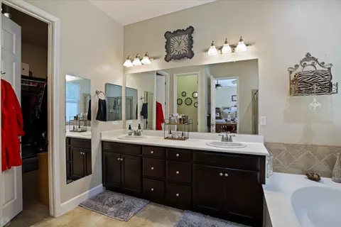 2591 Edgebrook Ln, Manteca, CA 95336 photo 54