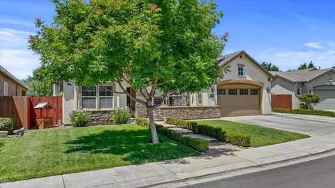 2591 Edgebrook Ln, Manteca, CA 95336 photo 2