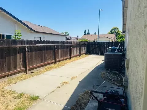 1161 Bud Pl, Manteca, CA 95336 photo 21