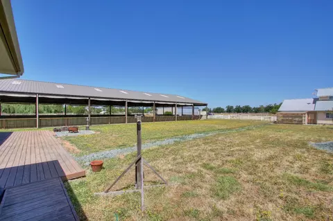 Exterior - 9573 Alta Mesa Rd, Wilton, CA 95693 photo 6 of 12