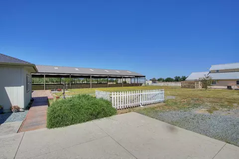 Exterior - 9573 Alta Mesa Rd, Wilton, CA 95693 photo 5 of 12