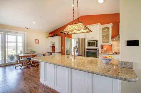 Kitchen - 9573 Alta Mesa Rd, Wilton, CA 95693 photo 1 of 10