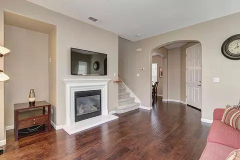 8 Villa Gardens Ct #8, Roseville, CA 95678