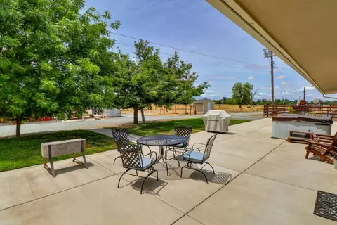 Exterior - 9856 La Clair Rd, Wilton, CA 95693 photo 4 of 28