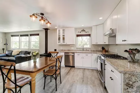 Kitchen - 9856 La Clair Rd, Wilton, CA 95693 photo 3 of 6