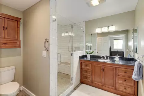 Bath - 9856 La Clair Rd, Wilton, CA 95693 photo 1 of 4