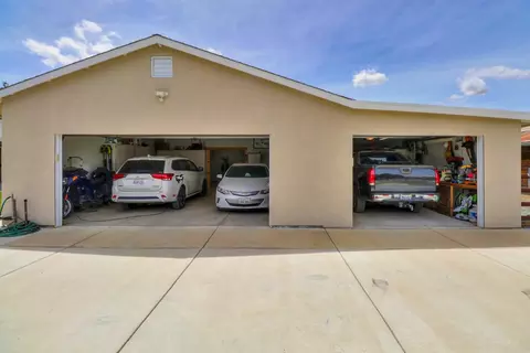 Exterior - 9856 La Clair Rd, Wilton, CA 95693 photo 17 of 28
